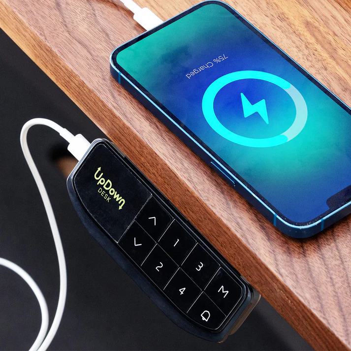 pro_plus_controller_zoom_no2 Close up of UpDown OLED controller in its natural habitat.